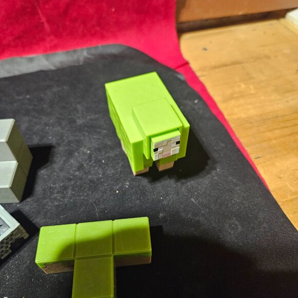 Minecraft Set - Picture 15 of 16